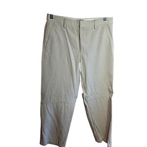 Dockers Mens 32x30 Khaki Tan Classic Fit Flat Front Chino Pants Cotton Tencel